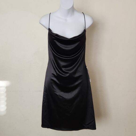 B Darling Juniors Black Open Back Bodycon Dress Size 15/16 - Picture 2 of 8
